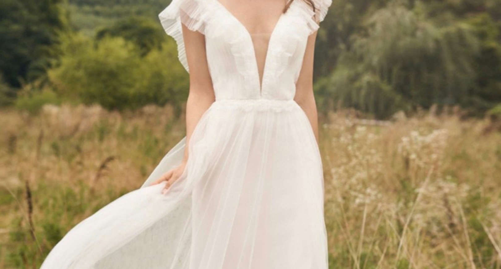 Best Materials for Casual Wedding Dresses