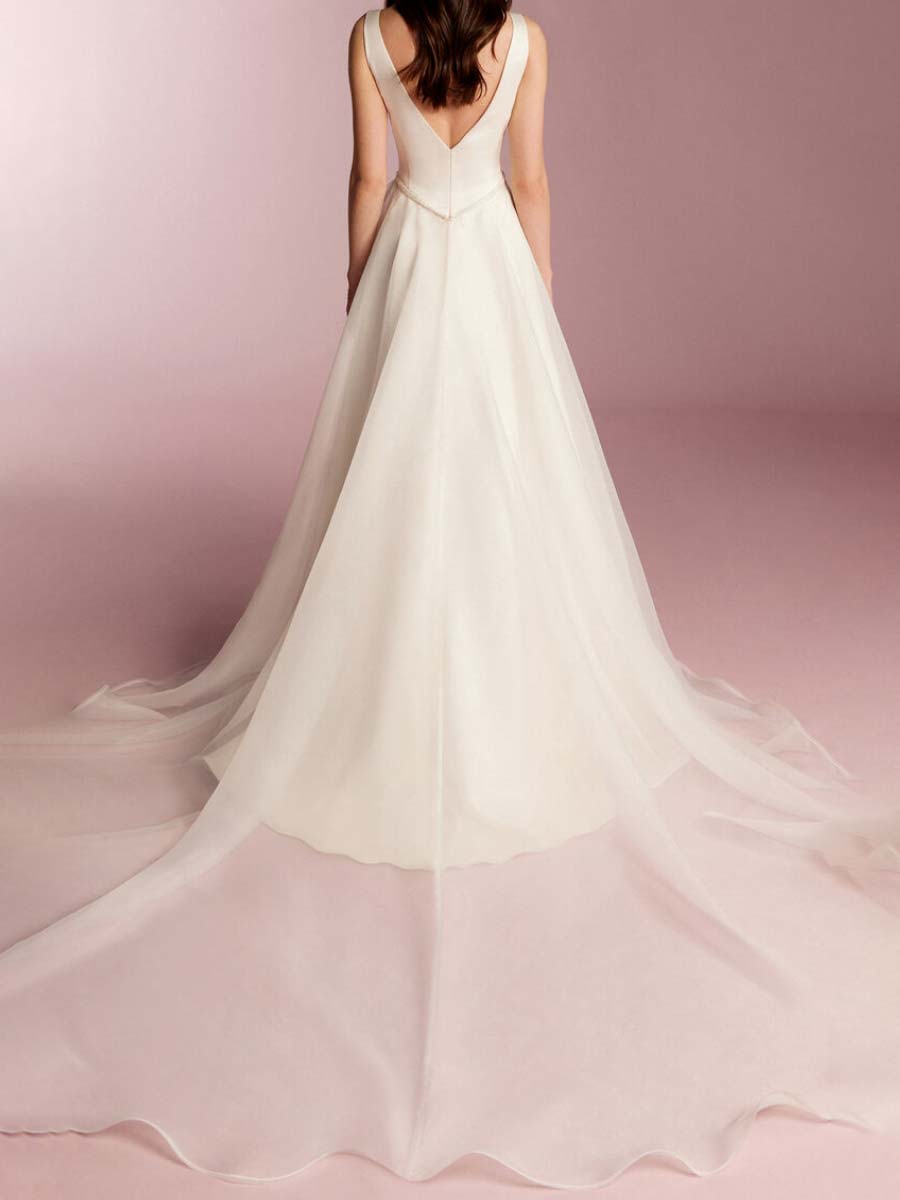 Chapel Trailing Simple Backless Wedding Dress