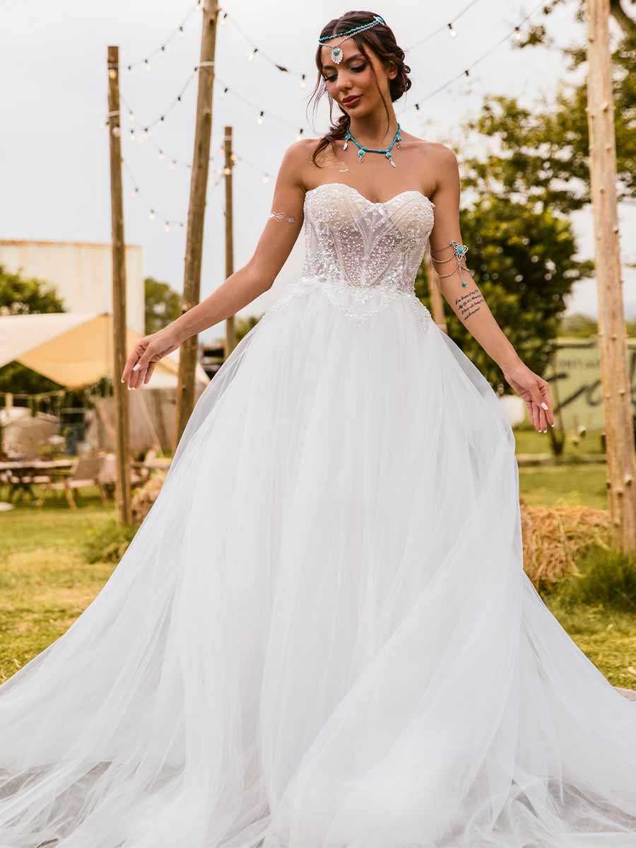 A Line Wedding Dresses Sweetheart Neckline Tulle Strapless BRIDALVENUS A Line Wedding Dresses Sweetheart Neckline Tulle Strapless BRIDALVENUS