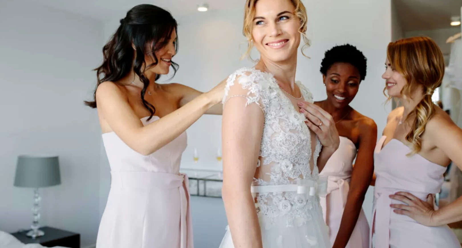 What to Bring to a Bridesmaid Dress Fitting