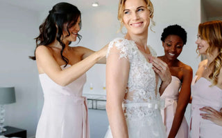 What to Bring to a Bridesmaid Dress Fitting