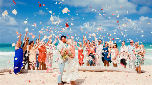 What To Wear To A Beach Wedding? 5 Suitable Dresses For Women.