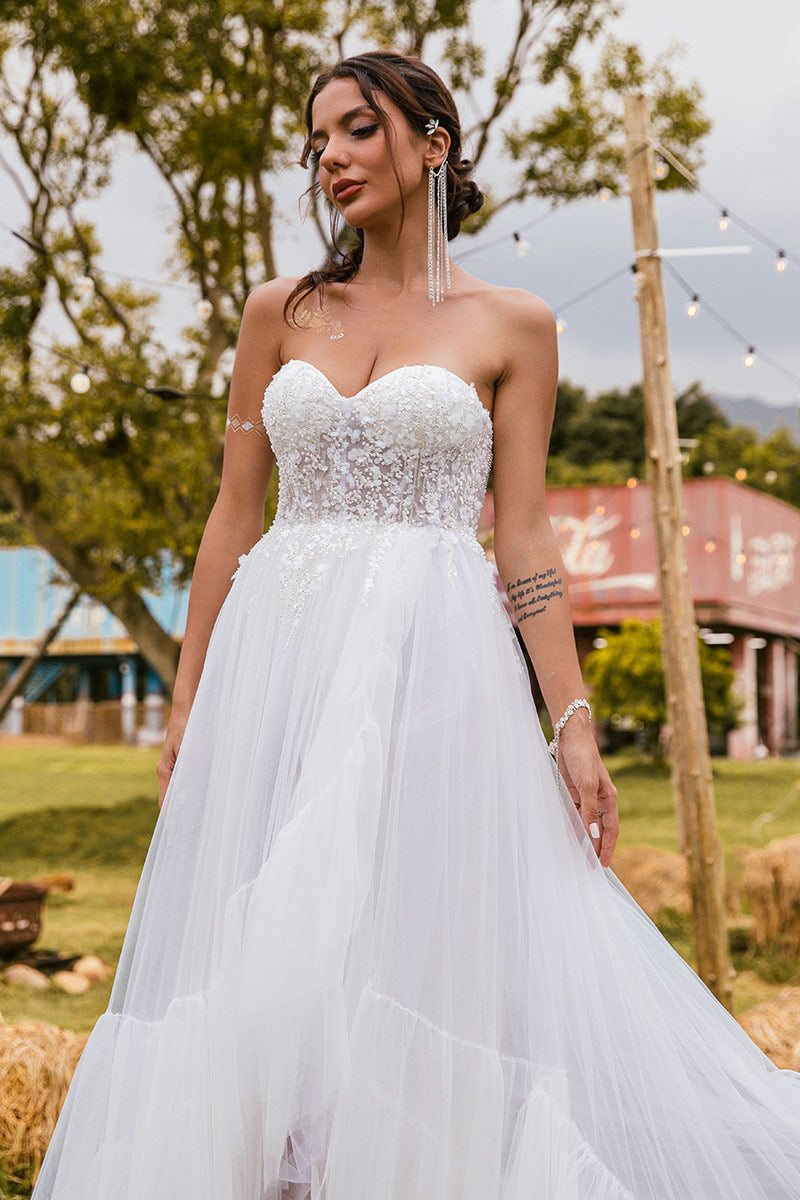 Sweetheart Neckline Wedding Dress | Heart Neckline Bridal Gowns