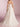 A-Linie trägerloses Spitzen-Brautkleid mit herzförmigem Ausschnitt