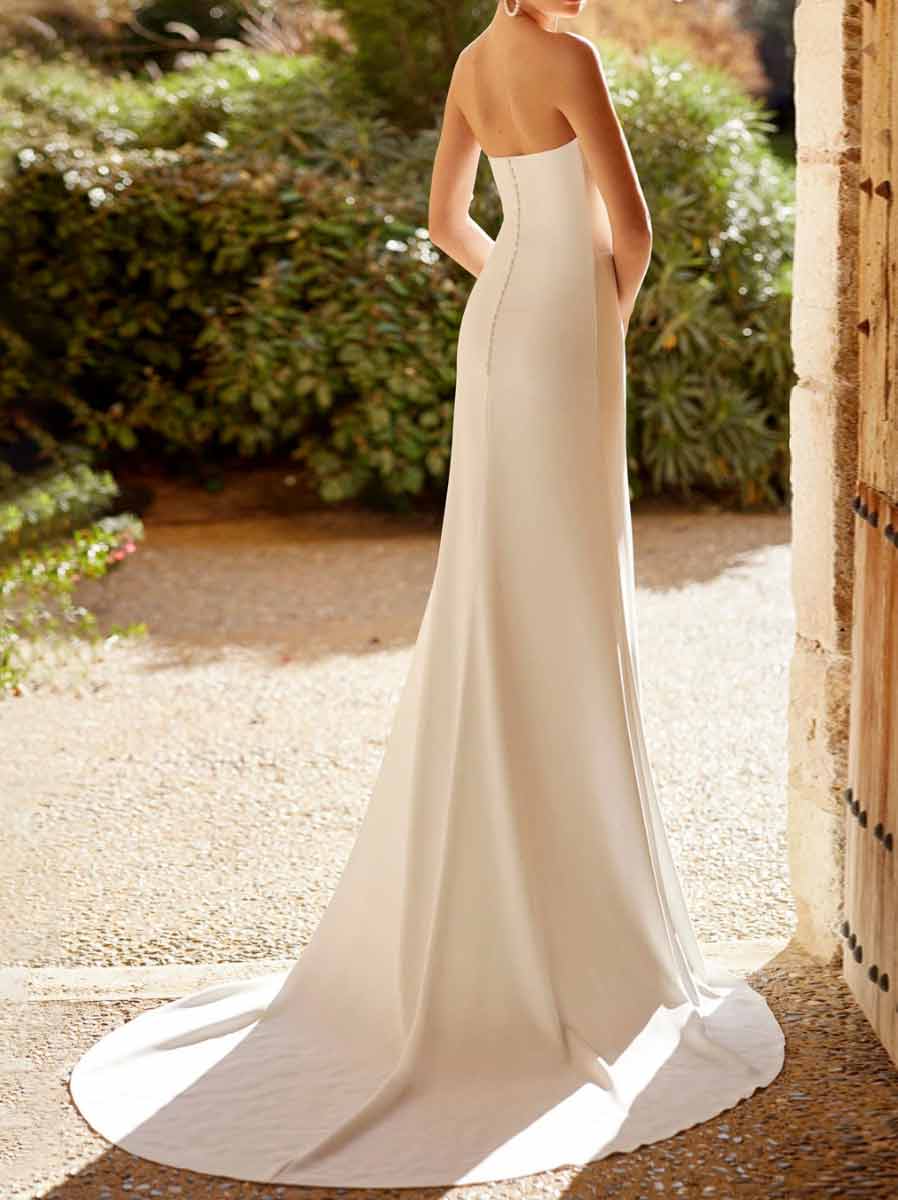 sleeveless column wedding dress SCXL1024.jpg