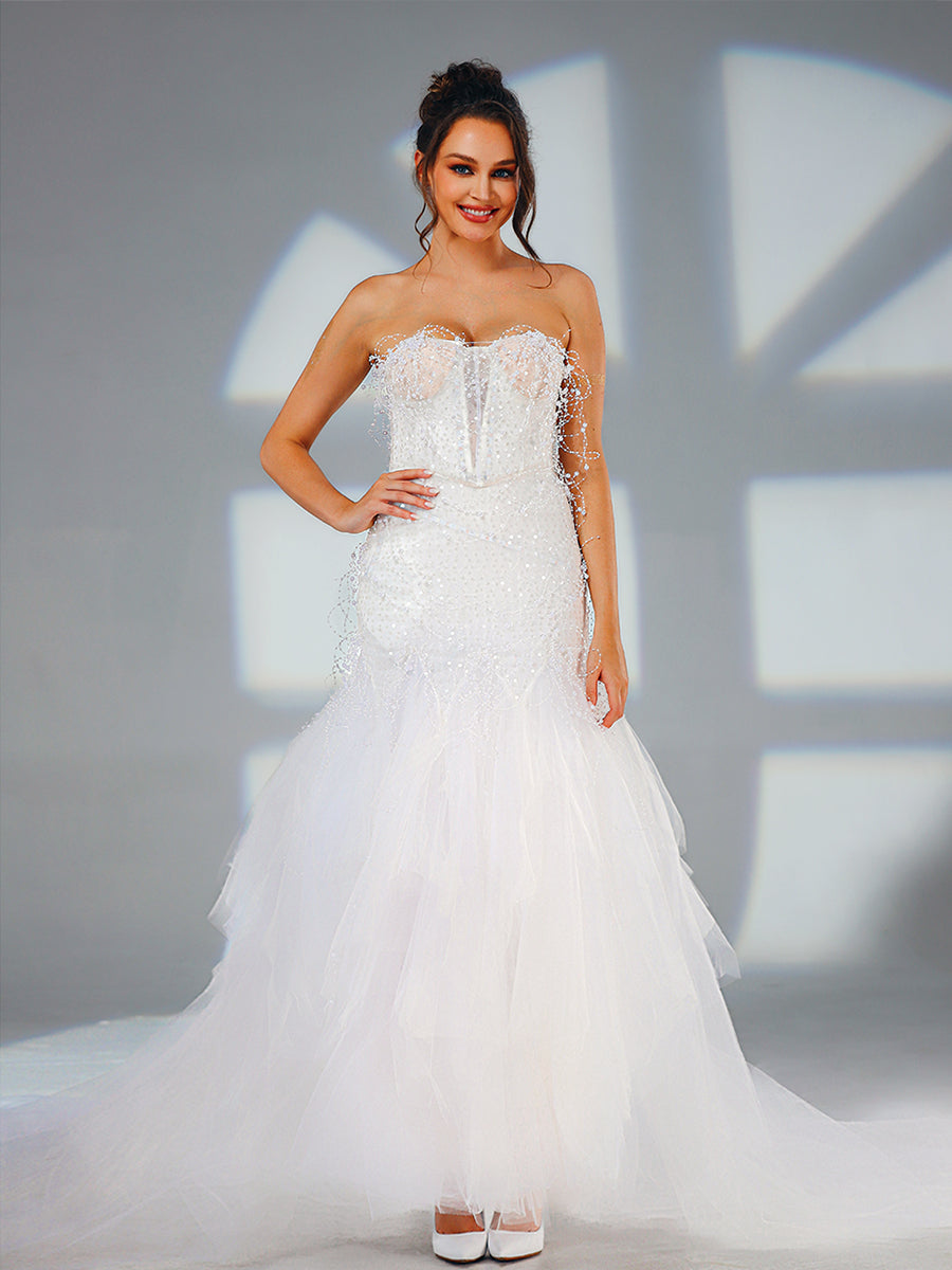 Fit and Flare Wedding Dress | Fit & Flare Bridal Gowns BRIDALVENUS Fit and Flare Wedding Dress | Fit & Flare Bridal Gowns BRIDALVENUS