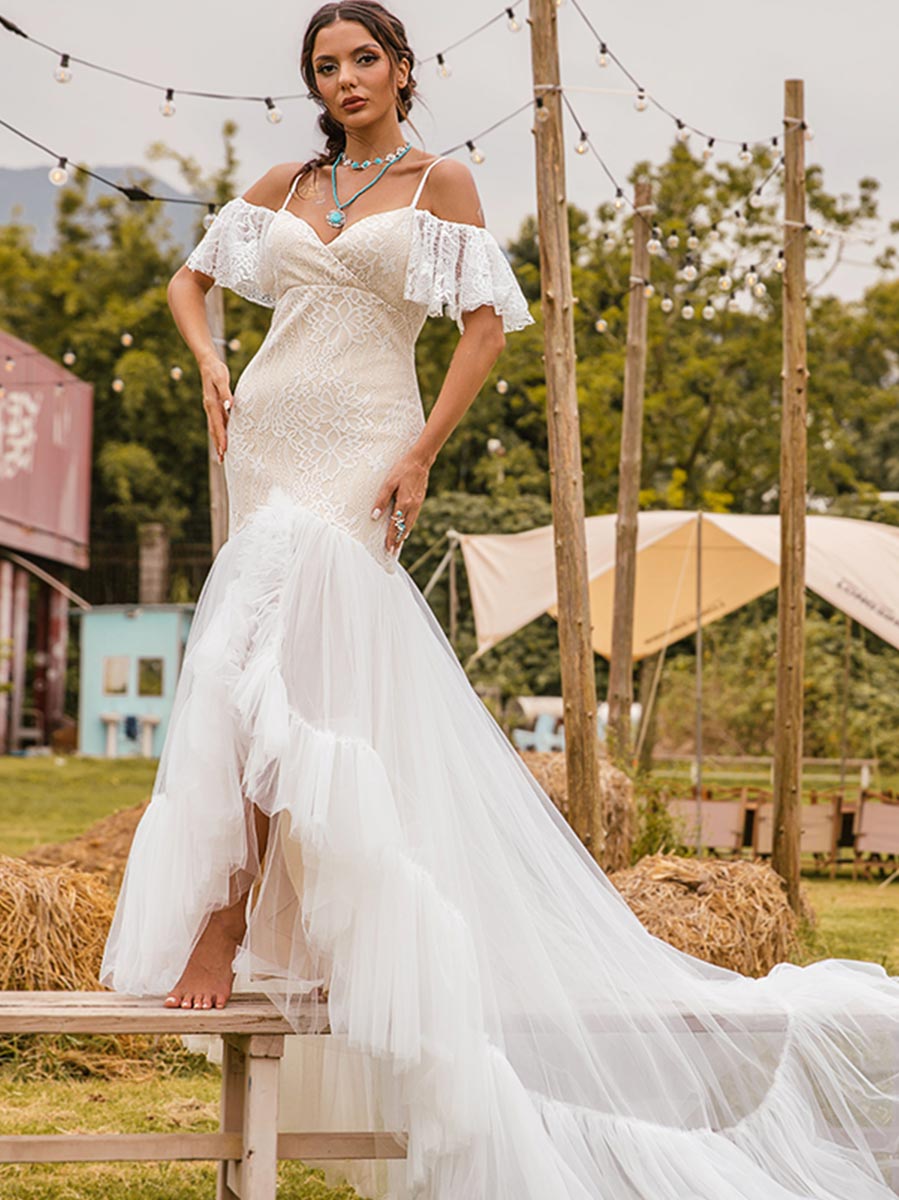 Rustikale Brautkleider im Meerjungfrau-Stil mit Tüll und Flatterärmeln